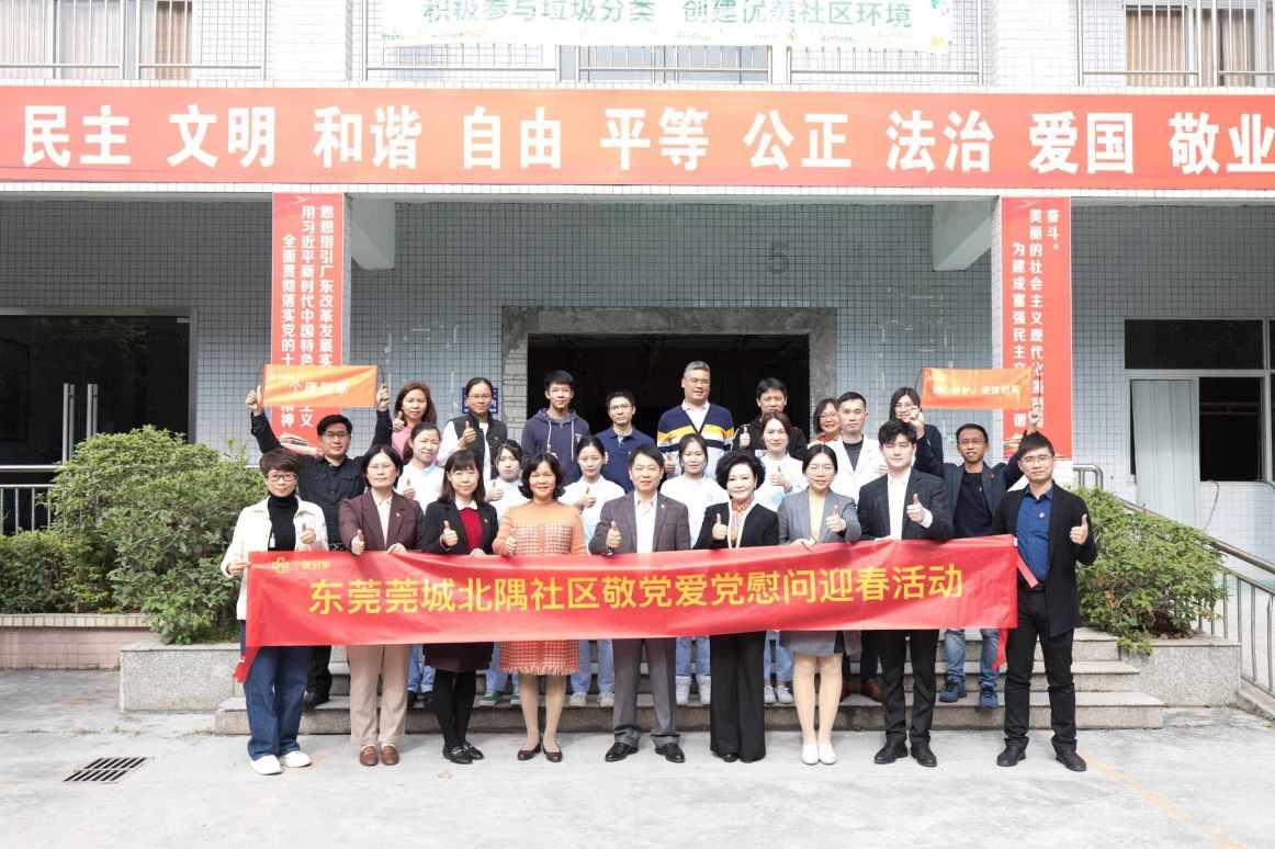 辽宁队发挥失常仍赢球!双杀弱旅4连胜重回榜首,张镇麟发挥出色