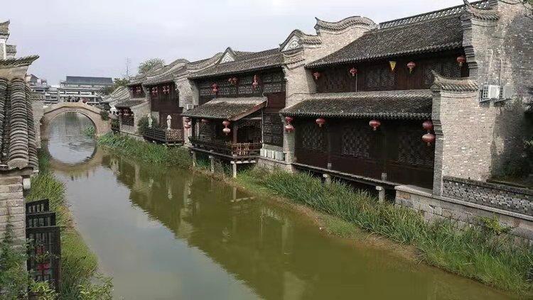 救援受困的小偷